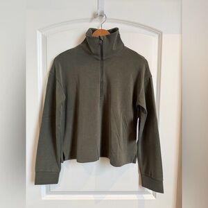 Athleta Olive Seasoft Quarter Zip
